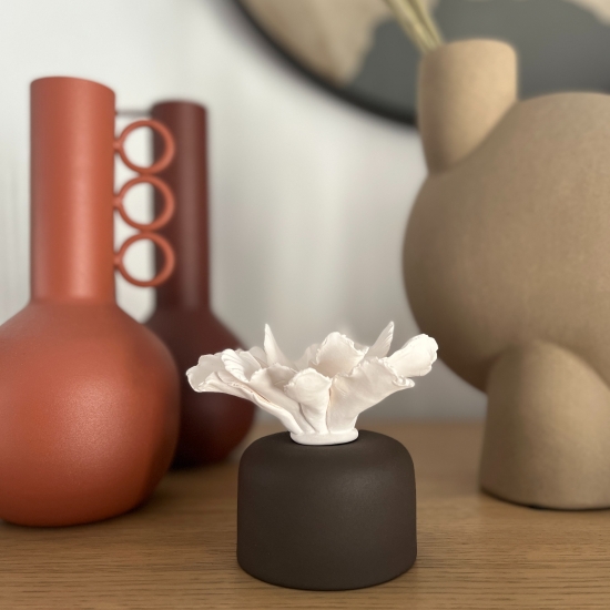 KONGA CAFÉ | Home perfume diffuser with Hibiscus flower